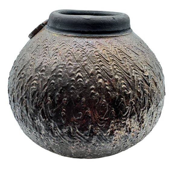 Signed Raku 4.5"Tall x 5" Round Vase Bowl w/ Applique 4.5"Tall x 5" Wide Beautif - Picture 5 of 8